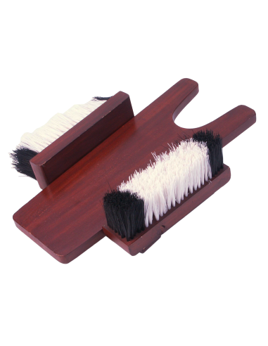 Tire-botte avec brosses