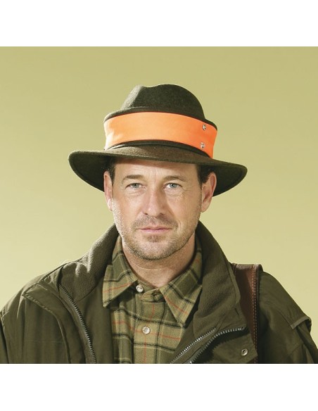 Chapeau avec bande de signalisation